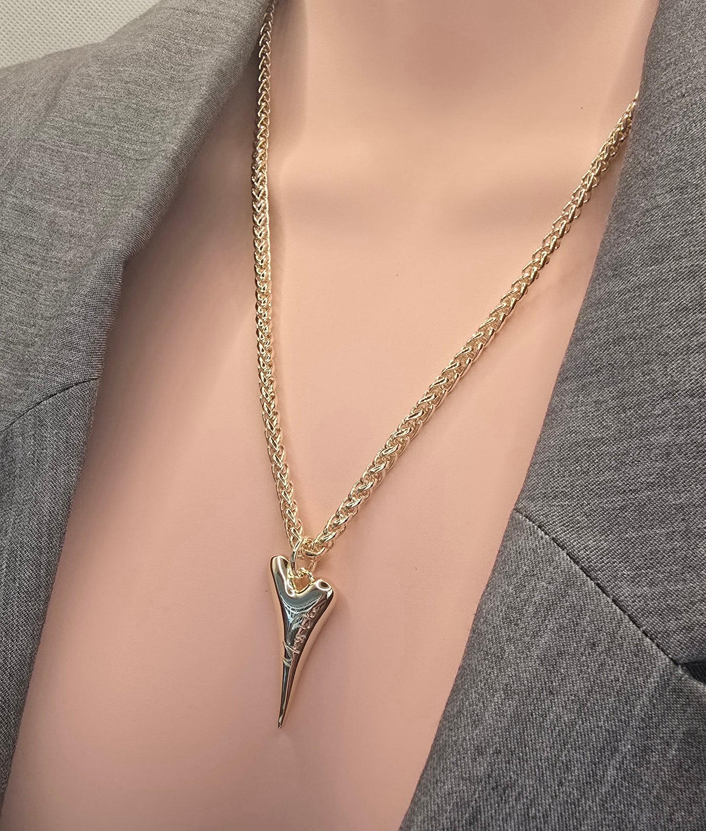 YELLOW GOLD SOLID HEART NECKLACE*