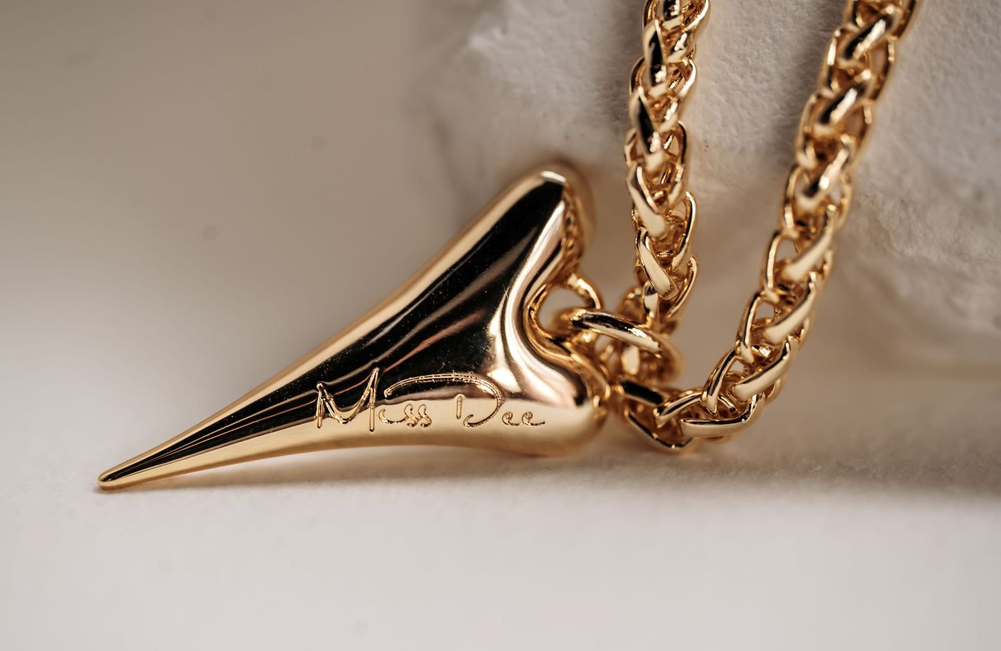 YELLOW GOLD SOLID HEART NECKLACE*