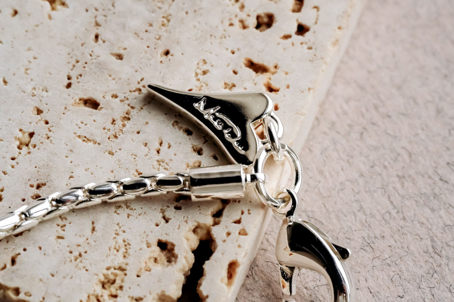 NEW!!! LONG  70CM YELLOW GOLD/SILVER NECKLACE *