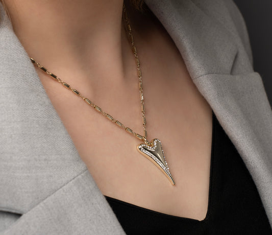 YELLOW GOLD DIAMANTE HEART NECKLACE*