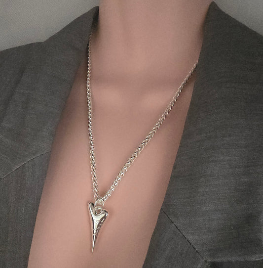 SILVER SOLID HEART NECKLACE*